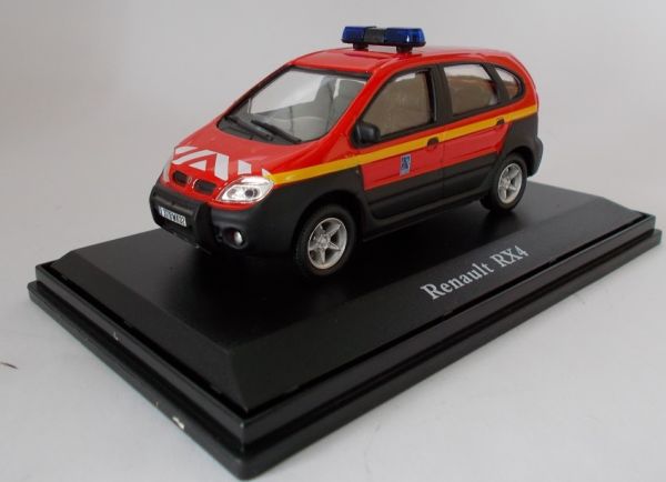 CAR143PND4-52941 - RENAULT Scenic 4x4 fire car SDIS 02 Aisne - 1