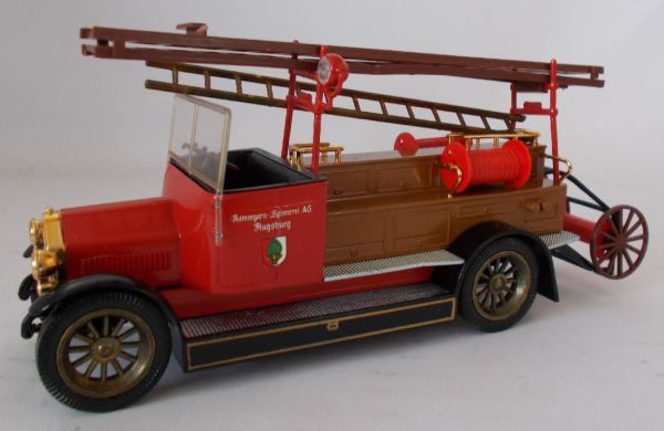 CON1027 - MAN Oldtimer fire truck - 1