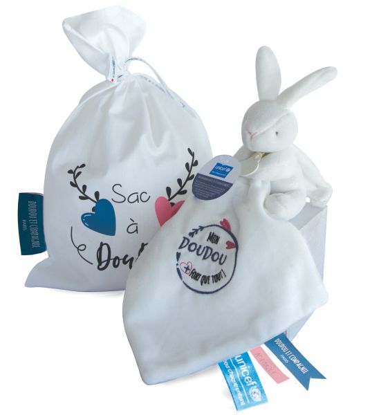 DC3715 - My Doudou stronger than anything and its Doudou bag - 1