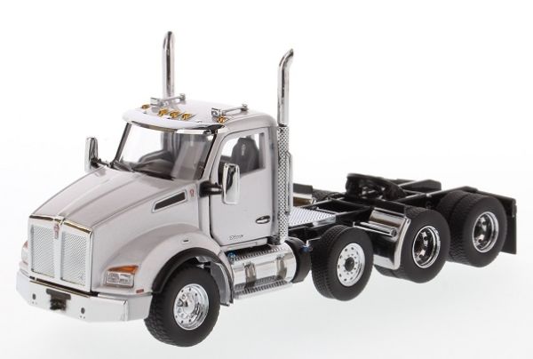 DCM71058 - KENWORTH T880 SBFA 8x4 White - COMING SOON - 1