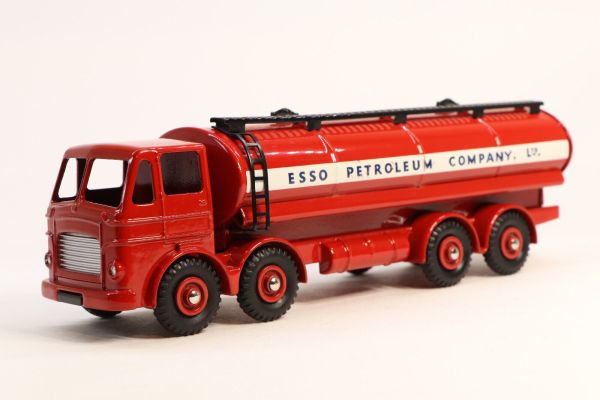 DIN943 - LEYLAND Octopus 4 Axle Esso Tanker – ATLAS Edition - 1