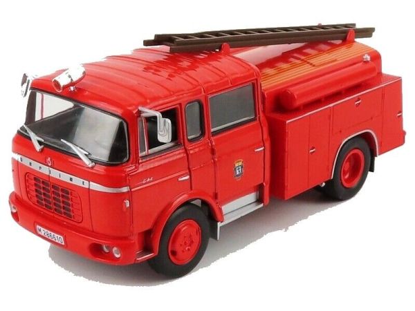 G190E008 - BERLIET GAK 17 1960 FTP Firefighters - 1