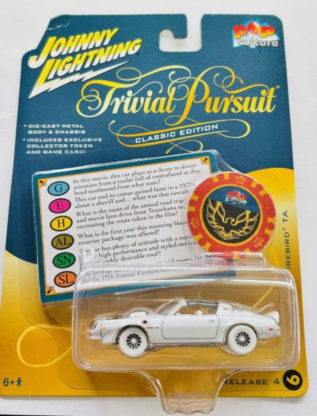 JLPC009-F-BLANC - PONTIAC Firebird TA 1977 White - TRIVIAL PURSUIT - from the POP CULTURE 2022 series, blister-packed - 1