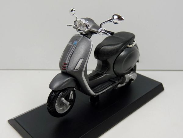 MAGVES1004 - VESPA Sprint 150 ABS 2014 Grey - 1