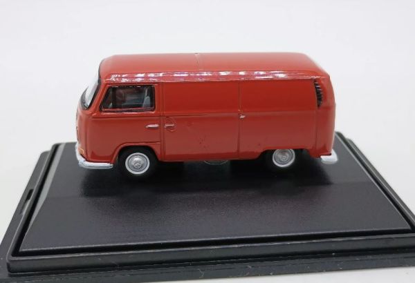 OXF76VW005 - VOLKSWAGEN Type 2 Combi Van Red - 1