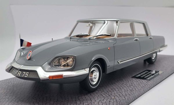 PANTHEON022 - CITROEN DS Présidentielle 1968 Gris - Limited to 250ex. - 1