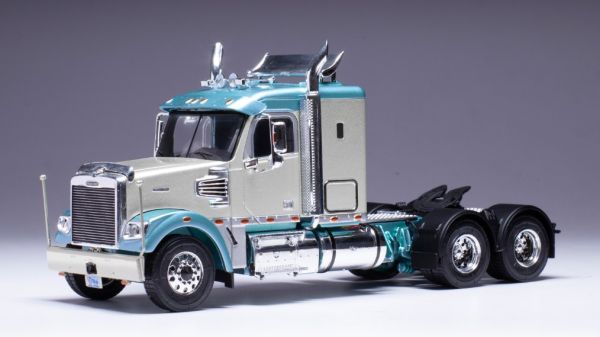 IXOTR172.22 - FREIGHTLINER Coronado 6x4 2008 Grey and blue - 1