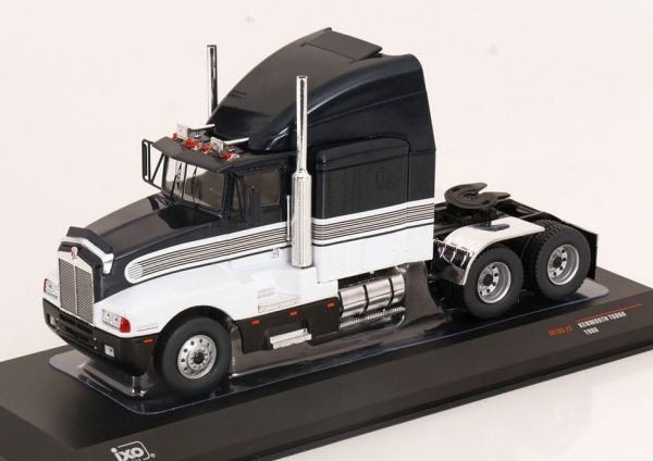 IXOTR183.22 - KENWORTH T600 A 1986 Black and White - 1