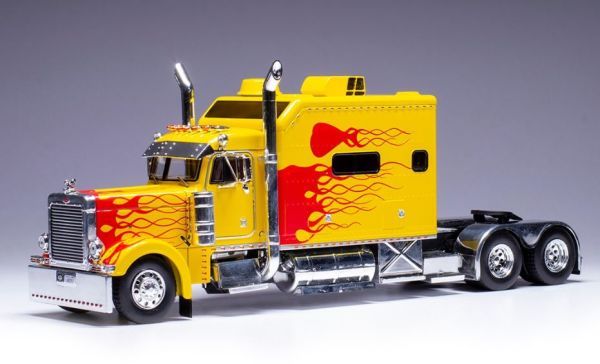 IXOTR193.22 - PETERBILT 379 Custom 6x4 2002 Yellow and Red - 1