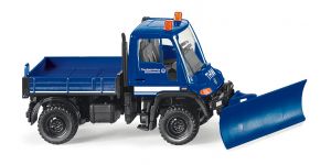 WIK069322 - UNIMOG U400 grab with THW blade