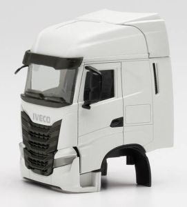 HER085342 - 2 IVECO S-Way cabins with smoke deflector