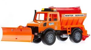 BRU2572 - Snow clearing UNIMOG With blade and salt spreader Scale: 1/16