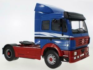 MOD18138 - MERCEDES 1853 SKII 1994 4x2 Blue and red