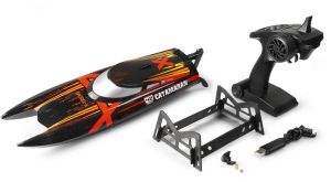 REV24140 - RC remote control boat X-TREME catamaran