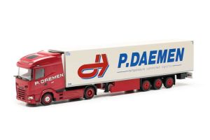 HER317283 - DAF XG 4x2 with 3-axle fridge trailer P.DAEMEN