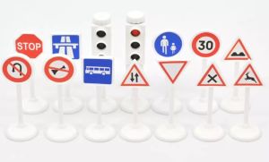 NOREV318990 - Traffic signs