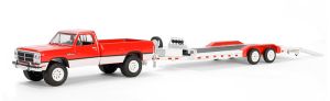 GREEN32310-D - DODGE Ram Power 250 1991 with HITCH & TOW pallet in blister pack