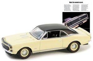 GREEN39140-C - CHEVROLET Camaro SS/RS 1967 Beige aus der VINTAGE AD CARS-Serie in Blisterverpackung