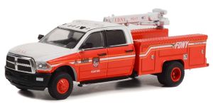 GREEN46100-D - 2018 DODGE RAM 3500 with double crane FDNY in blister pack