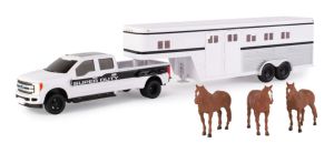 ERT46800 - FORD F350 Super Duty with gooseneck trailer and horses