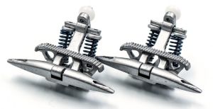 JC51002 - 2 silver D-Line clamps