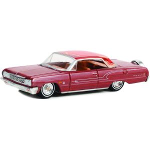 GREEN63030-B - CHEVROLET Impala 1964 California Lowriders metallic red sold under blister pack