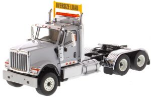 DCM71005 - INTERNATIONAL HX520 6x4 Day Cab Tandem grey