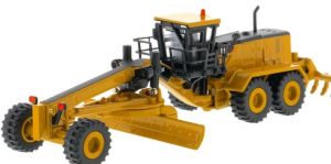 DCM85539 - Motor grader CATERPILLAR 24M with prestige box