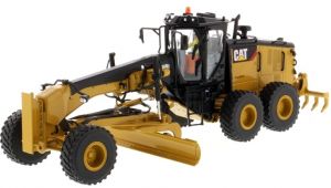 DCM85545 - Motor grader CATERPILLAR CAT 14M3 with driver and metal box