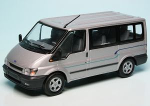 MNCFORD-TRANSIT-ZI - FORD Transit Tourneo Van 2001 grey