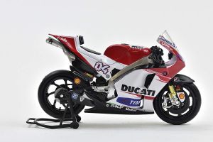 NEW57723 - Motorbike DUCATI GP Racing Team 2015 ANDREA DOVIZIOSO