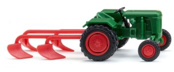 WIK039802 - NORMAG Faktor I with plough - leaf green