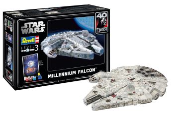 REV05659 - Assemble and paint Millennium Falcon Star Wars Gift Set