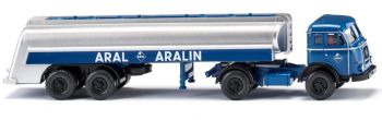 WIK088247 - Henschel Aral tanker semi-trailer