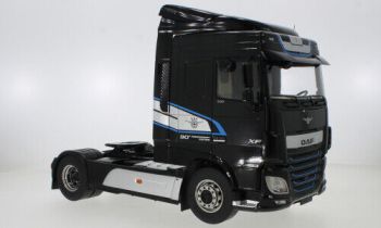 PRX30212 - 2018 DAF XF Space Cab 4x2 Black