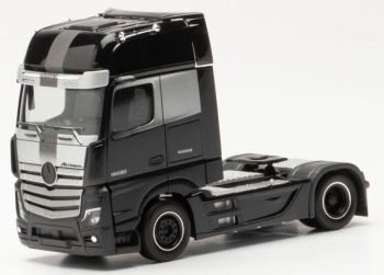 HER315852-002 - MERCEDES-BENZ Actros 18 4x2 edition 3 Black