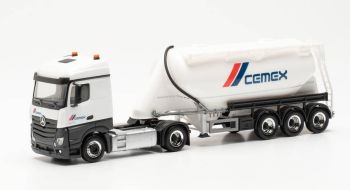 HER315975 - MERCEDES ACTROS STREAMSPACE 4x2 with 3-axle tank trailer CEMEX