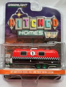 GREEN34130-C_VERT - AIRSTREAM two axles FIRESTONE #1 1971 green rims from the HITCHED HOMES series in blister pack