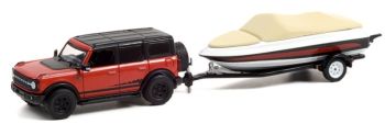 GREEN32230-D - 2021 FORD Bronco Wildtrack with HITCH & TOW trailer and boat in blister pack