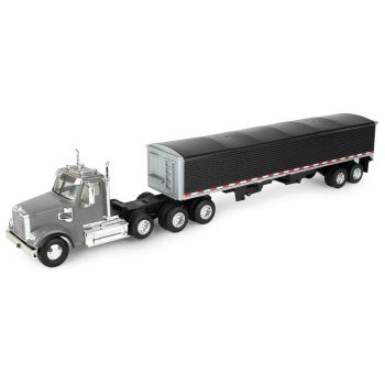 ERT47361 - FREIGHTLINER 1225D with grain trailer