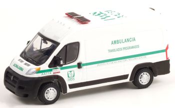 GREEN53040-C - RAM Promaster 2018 Mexikanisches Institut für soziale Sicherheit Krankenwagen der Serie ROUTE RUNNERS unter Blisterverpackung.