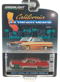 GREEN63040-EVERTE - CADILLAC Coupé Deville 1973 Bordeaux mit grünen Felgen aus der Serie CALIFORNIA LOWRIDERS unter Blister.