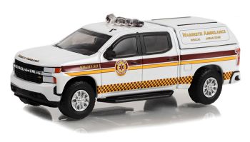 GREEN67040-E - CHEVROLET silverrado 2020 Pennsylvania Ambulance from the FIRST RESPONDERS series under blister