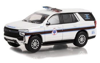 GREEN67040-F - CHEVROLET Tahoe 2021 New York Ambulance from the FIRST RESPONDERS series in blister pack