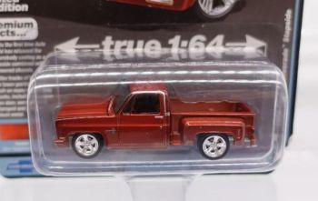 AW64392B-D - CHEVY Silverado Stepside 1983 Brown – Blistered