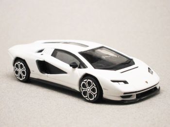 BUR30459WH - LAMBORGHINI Countach LP 800-4 2021 White