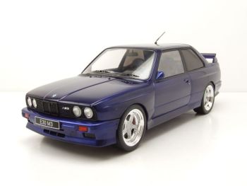 IXO18CMC122.22 - 1989 BMW E30 M3 Blue metallic