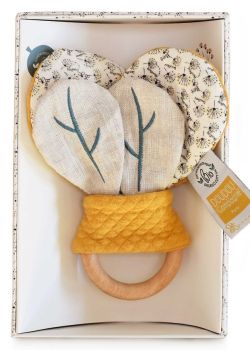 DC3845 - ORGANIC BEE POLLEN - Wooden rattle with crisp paper