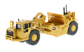 DCM85134 - Scraper CATERPILLAR CAT 627G with driver