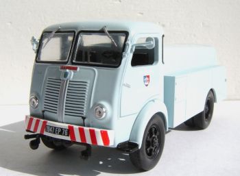 G111A007 - BERLIET GLB 4x2 1955 sprinkler-sweeper City of Dieppe